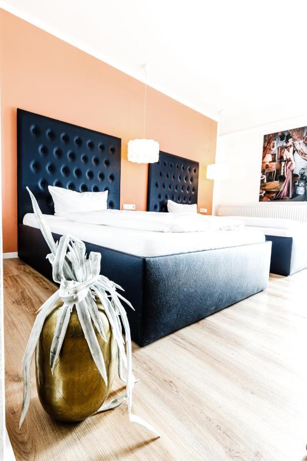 Arthotel Restaurant Pfeffermuehle Ingolstadt Bagian luar foto