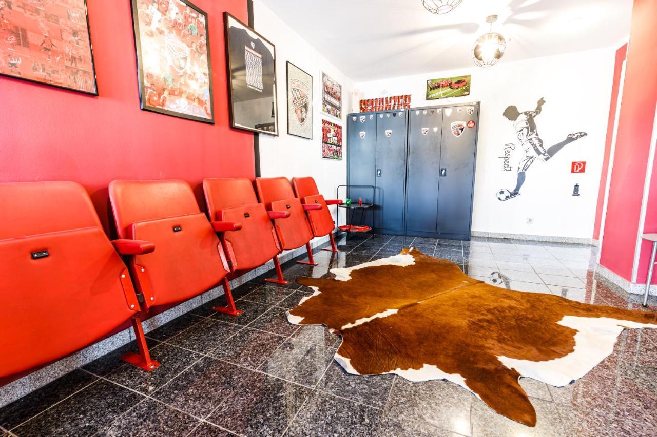 Arthotel Restaurant Pfeffermuehle Ingolstadt Bagian luar foto
