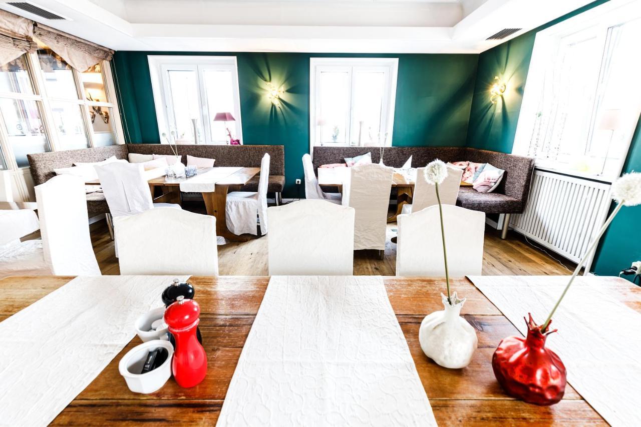 Arthotel Restaurant Pfeffermuehle Ingolstadt Bagian luar foto
