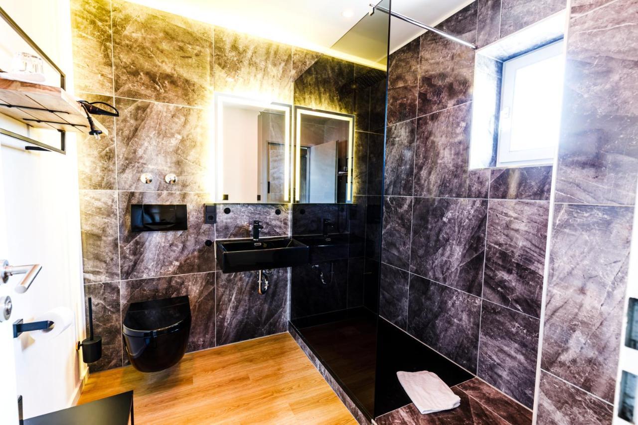 Arthotel Restaurant Pfeffermuehle Ingolstadt Bagian luar foto