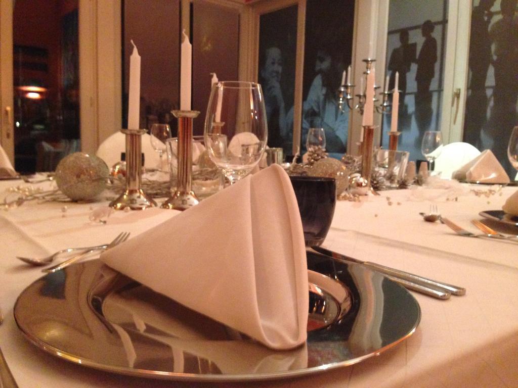 Arthotel Restaurant Pfeffermuehle Ingolstadt Bagian luar foto