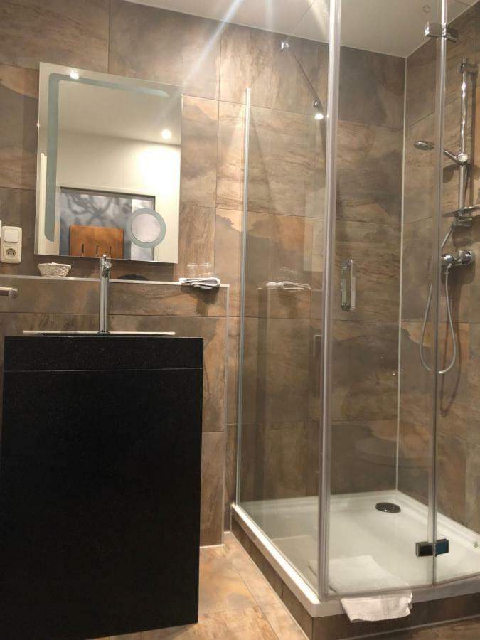 Arthotel Restaurant Pfeffermuehle Ingolstadt Bagian luar foto